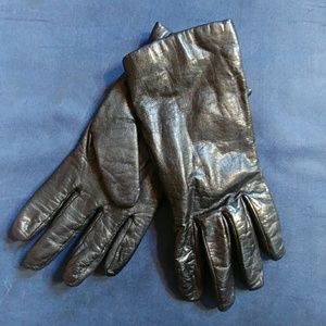 Black leather gloves
